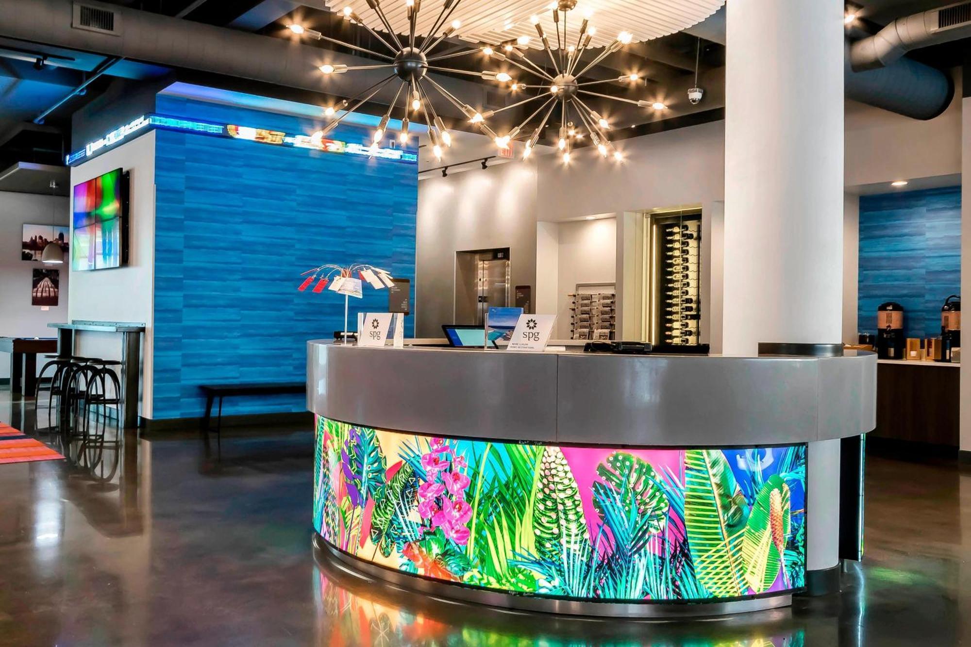 Hotel Aloft Newport On The Levee Exterior foto